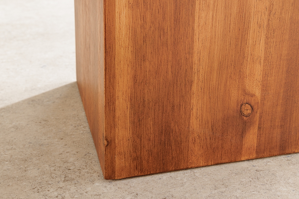 Massivholz Dekosäule COLUMNA 75cm braun Akazie Beistelltisch