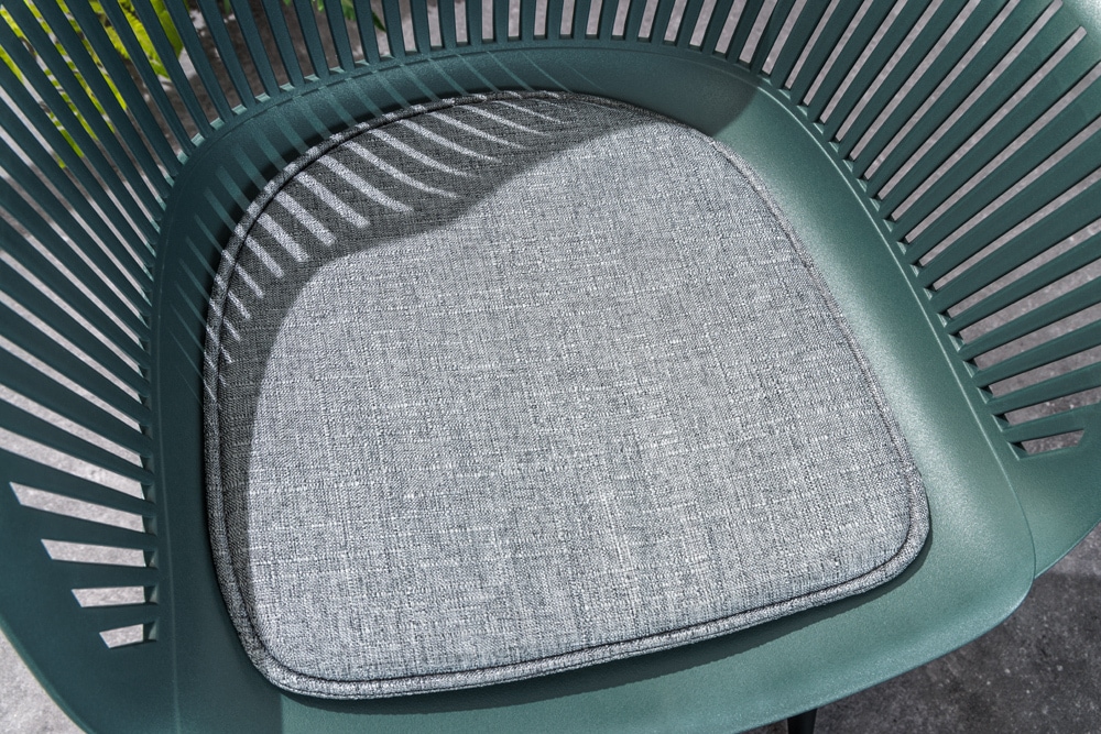 Moderner Stuhl SIGNUM salbei schwarz Kunststoff Gartenstuhl Indoor Outdoor mit Armlehnen