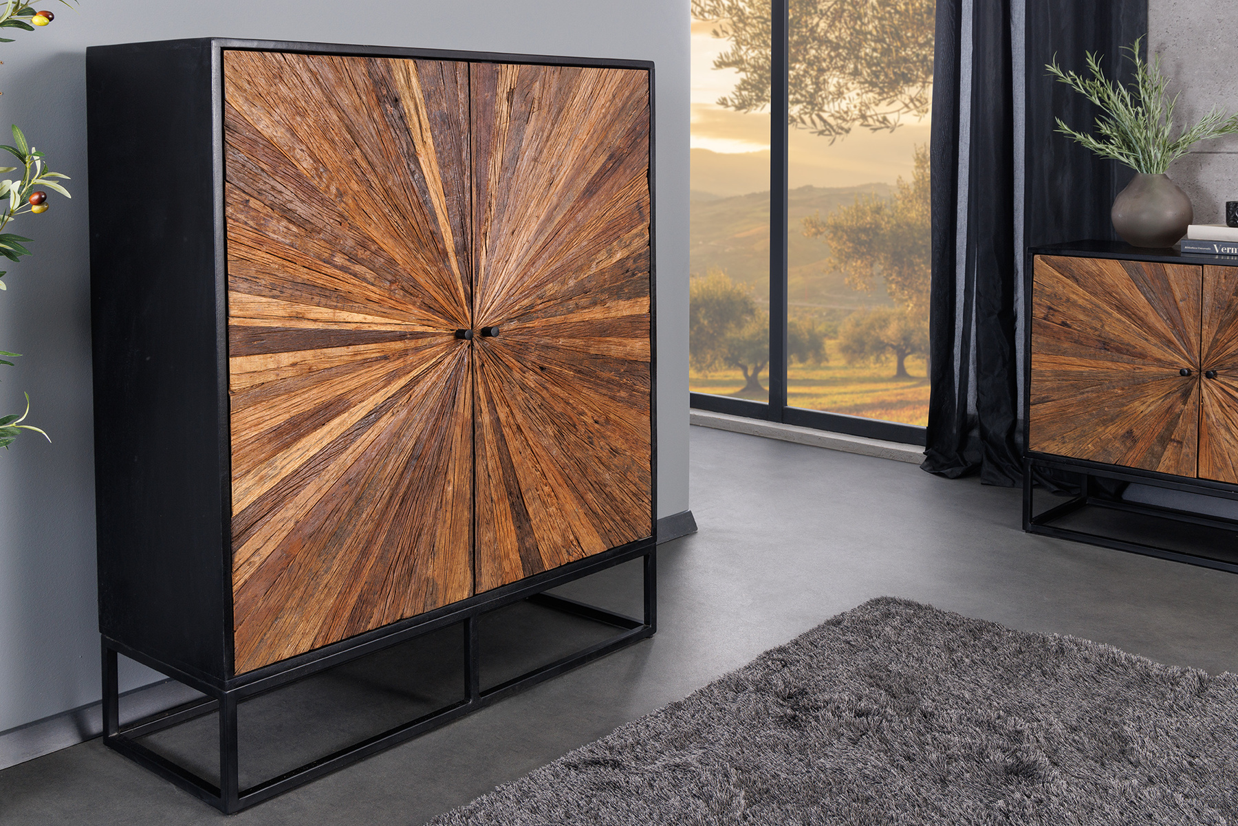 Massives Highboard BARRACUDA 120cm braun Mangoholz mit Teakholz-Front schwarz Metall