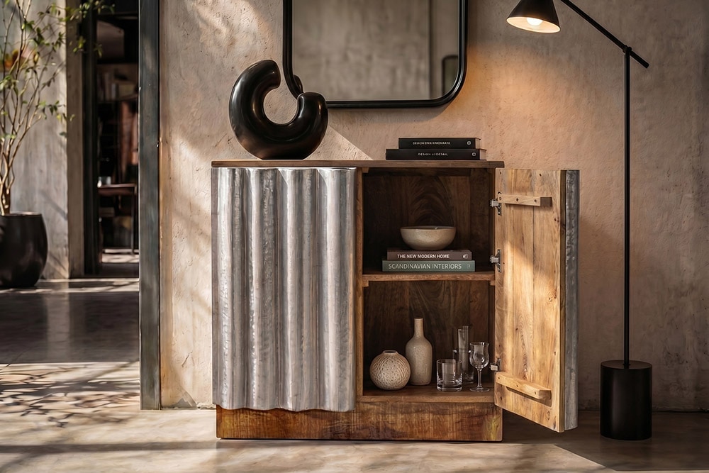 Kompaktes Sideboard ZALVERO 80cm natur silber Mangoholz mit Metall-Aluminium Front » Jetzt kaufen