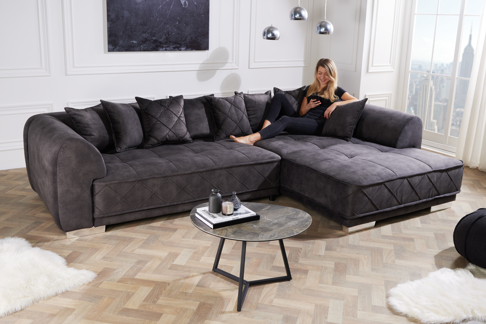 Modernes XXL Ecksofa DECADENCIA 320cm dunkelgrau Samt inkl. Kissen Bigsofa