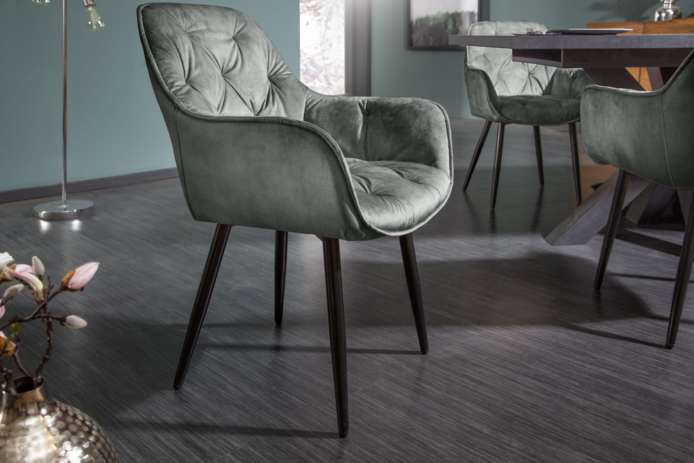 Design Stuhl MILANO grün Samt mit Armlehne Ziersteppung gepolstert schwarze Metallbeine