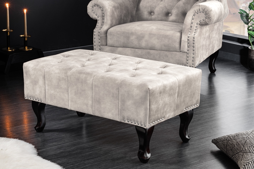 Design Sitzhocker CHESTERFIELD 80cm champagner beige Samt Knopfheftung Nietenbesatz