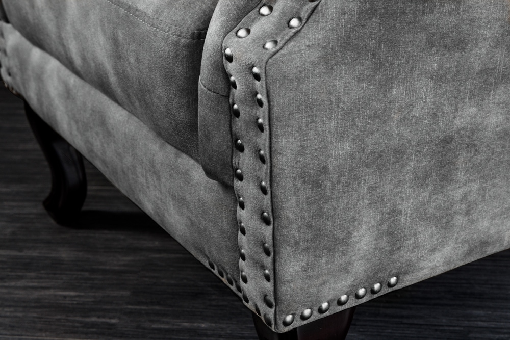 Design Ohrensessel CHESTERFIELD 105cm grau Samt silber Nieten