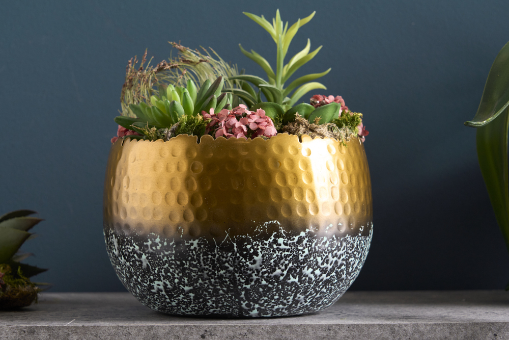 Handgearbeitete Deko Schale ORIENT 19cm gold mit Patina im Classic Hammerschlag Design