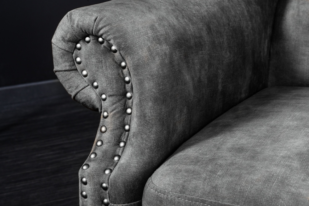 Design Ohrensessel CHESTERFIELD 105cm grau Samt silber Nieten