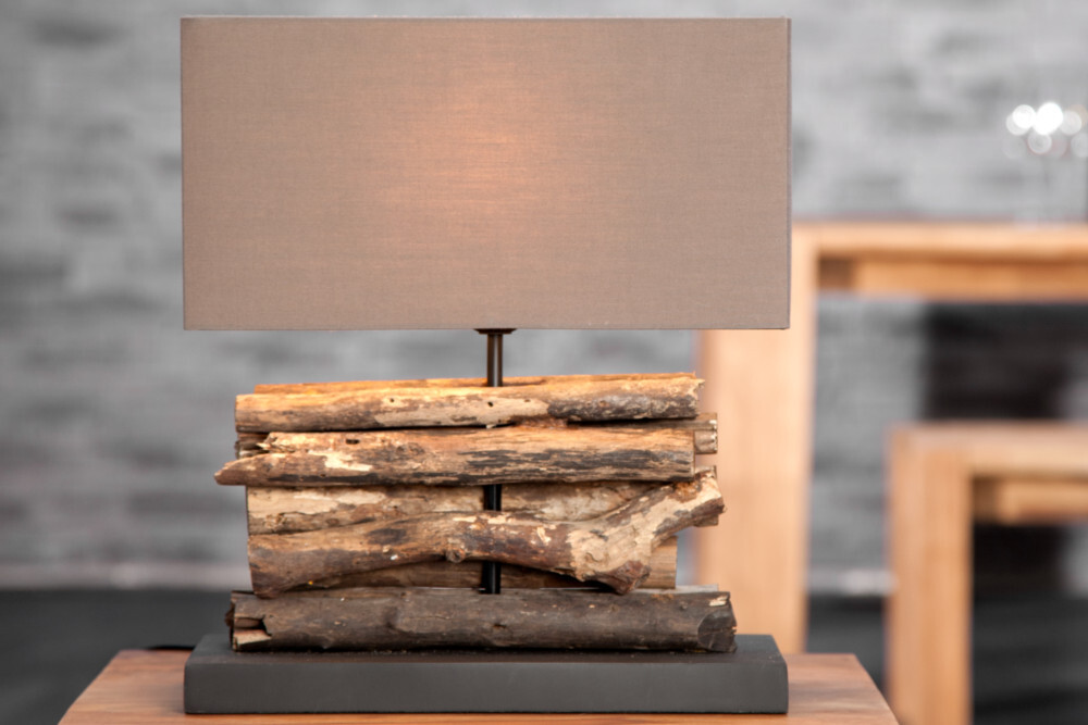 Handgefertigte Tischlampe PERIFERE 40cm braun Treibholz Leinenschirm