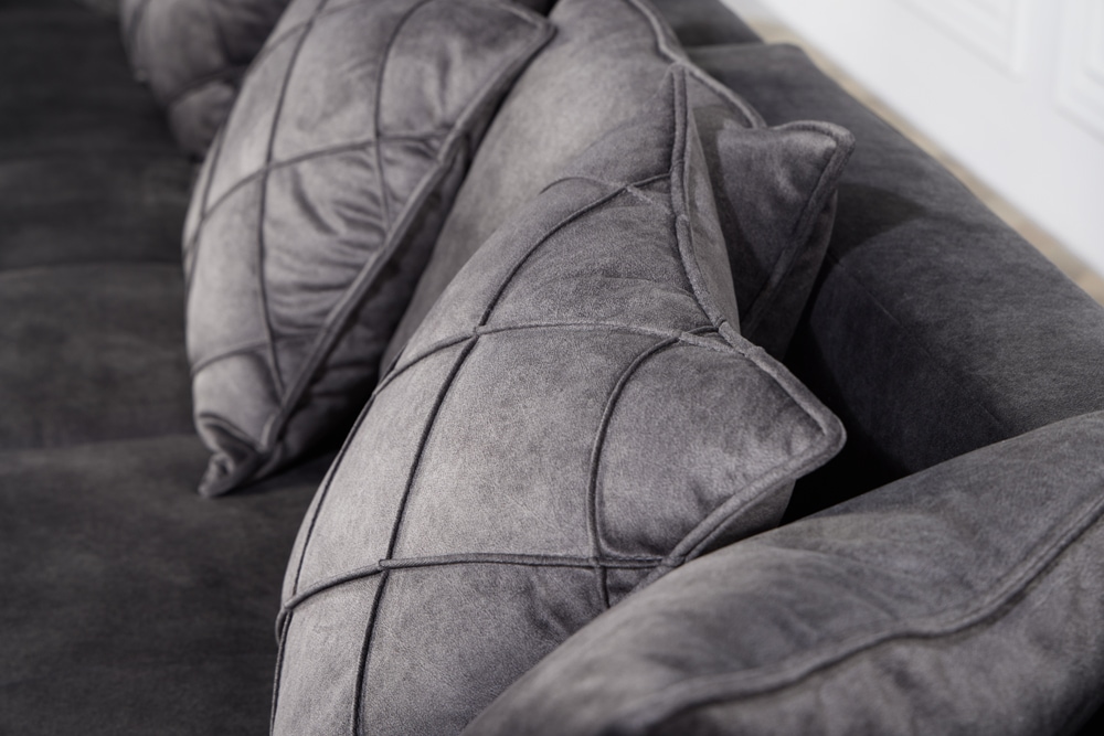 Modernes XXL Ecksofa DECADENCIA 320cm dunkelgrau Samt inkl. Kissen Bigsofa