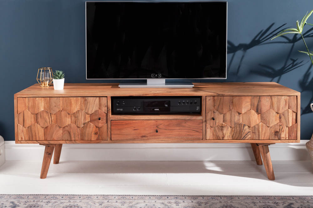 Massives TV-Board MYSTIC LIVING 140cm Akazie natur 3D Oberfläche Massivholz