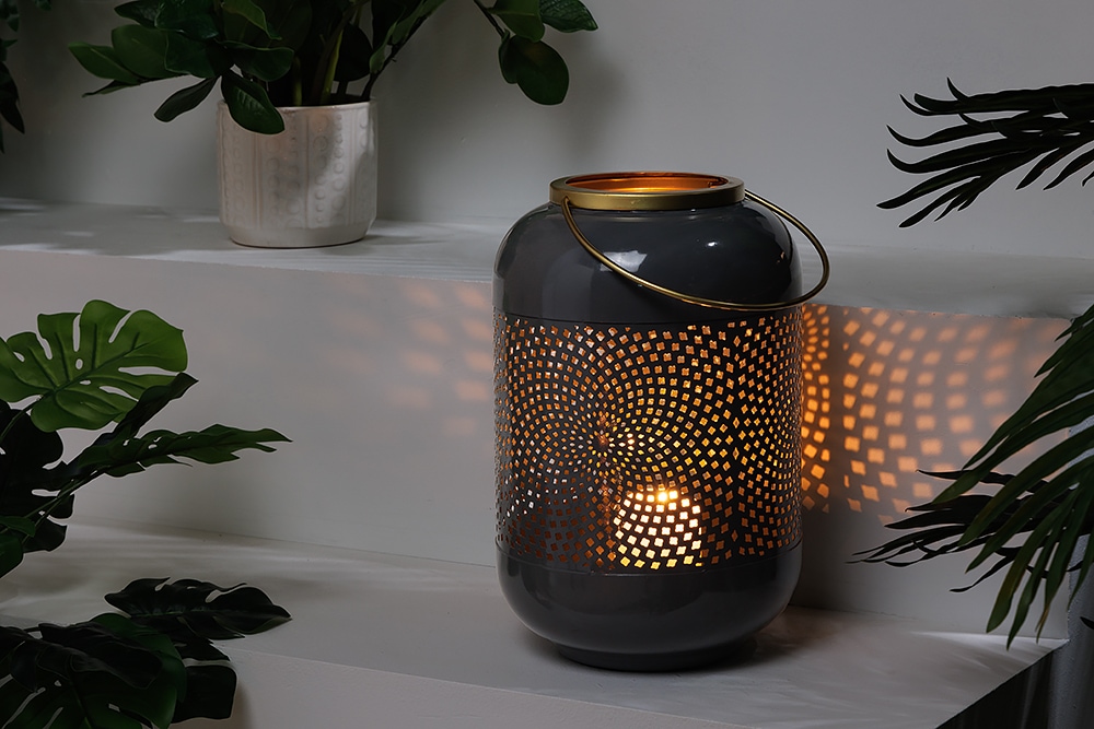Deko Windlicht CANDLELIGHT 30cm grau Metall handmade Laterne