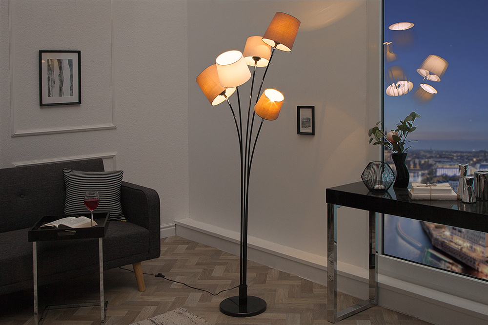 Design Stehlampe LEVELS 176cm weiß beige braun mit 5 Leinenschirmen