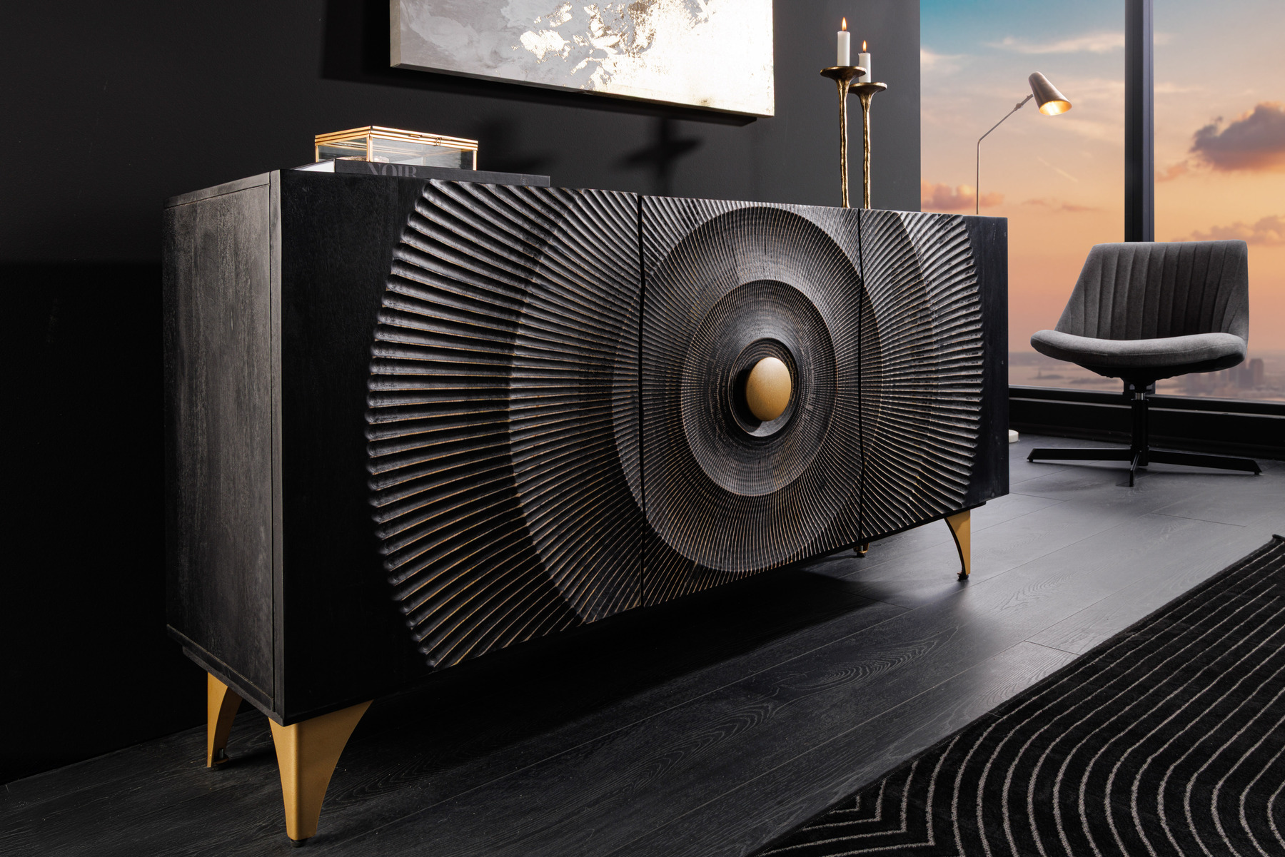 Handgearbeitetes Sideboard GOLDEN SUNSET 140cm schwarz mit 3D Schnitzereien gold Mangoholz Metallbeine