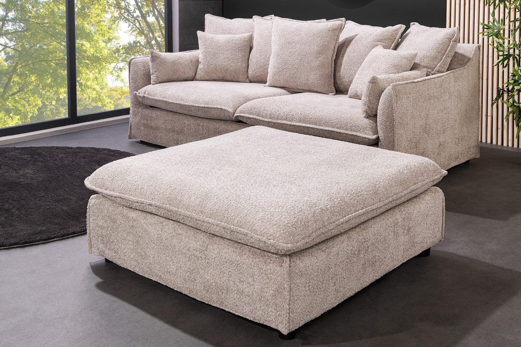 Großer Hocker HEAVEN 100cm champagner beige Bouclé Polsterhocker Federkern