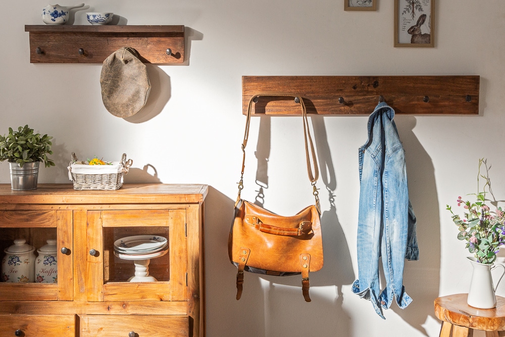 Massive Wandgarderobe HEMINGWAY 60cm natur recyceltes Teakholz mit Ablage